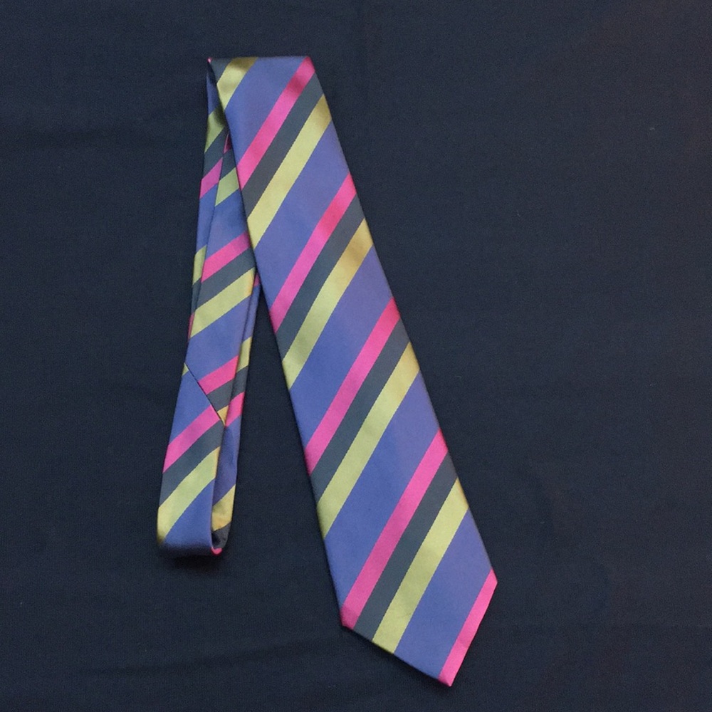 Kenneth Cole Men’s Necktie